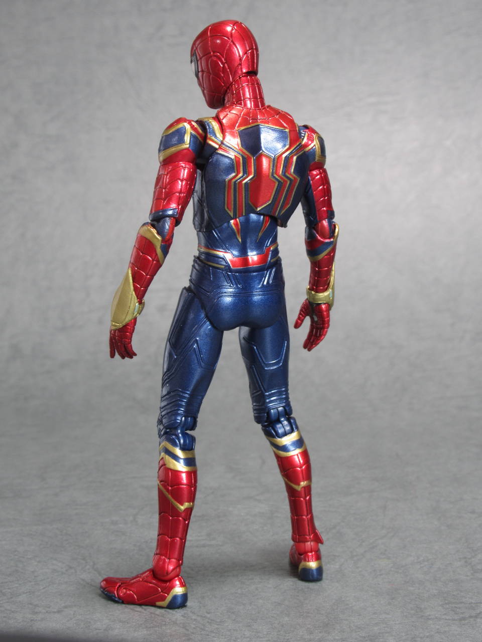 マフェックス No.121 MAFEX IRON SPIDER (ENDGAM… - アメコミ