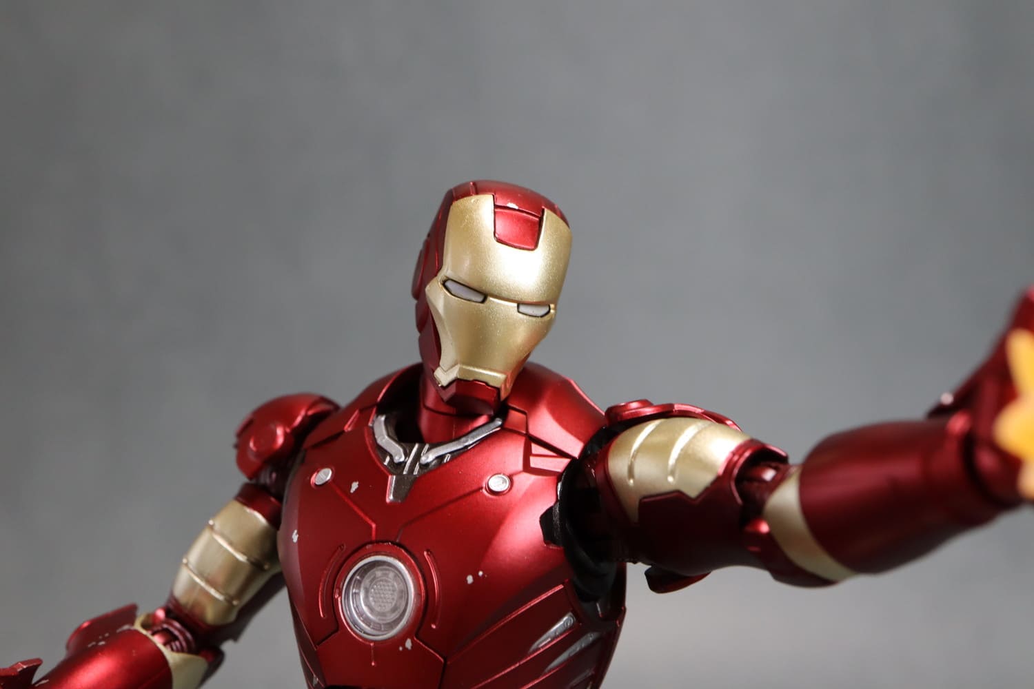 S.H.Figuarts アイアンマン マーク3 -《Birth of Iron Man》 EDITION