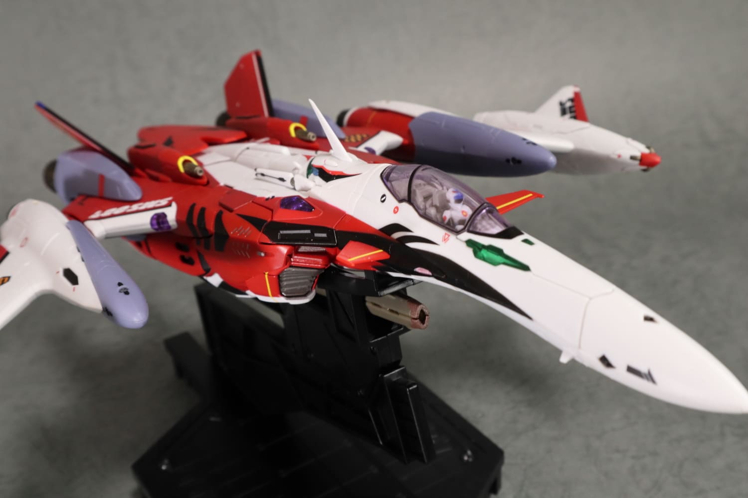 官報 [DX超合金]YF-29デュランダルバルキリー（早乙女アルト機）フル