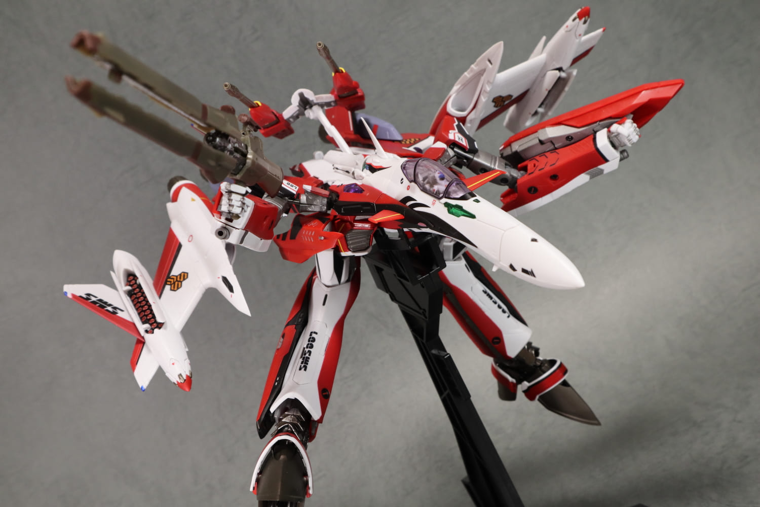 新品最新作 macros - DX超合金 YF-29デュランダルバルキリー(早乙女