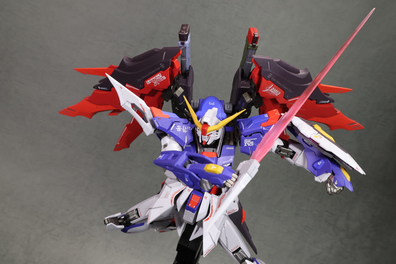 安心の定価販売 メタルビルド ディスティニーガンダム soul red ver