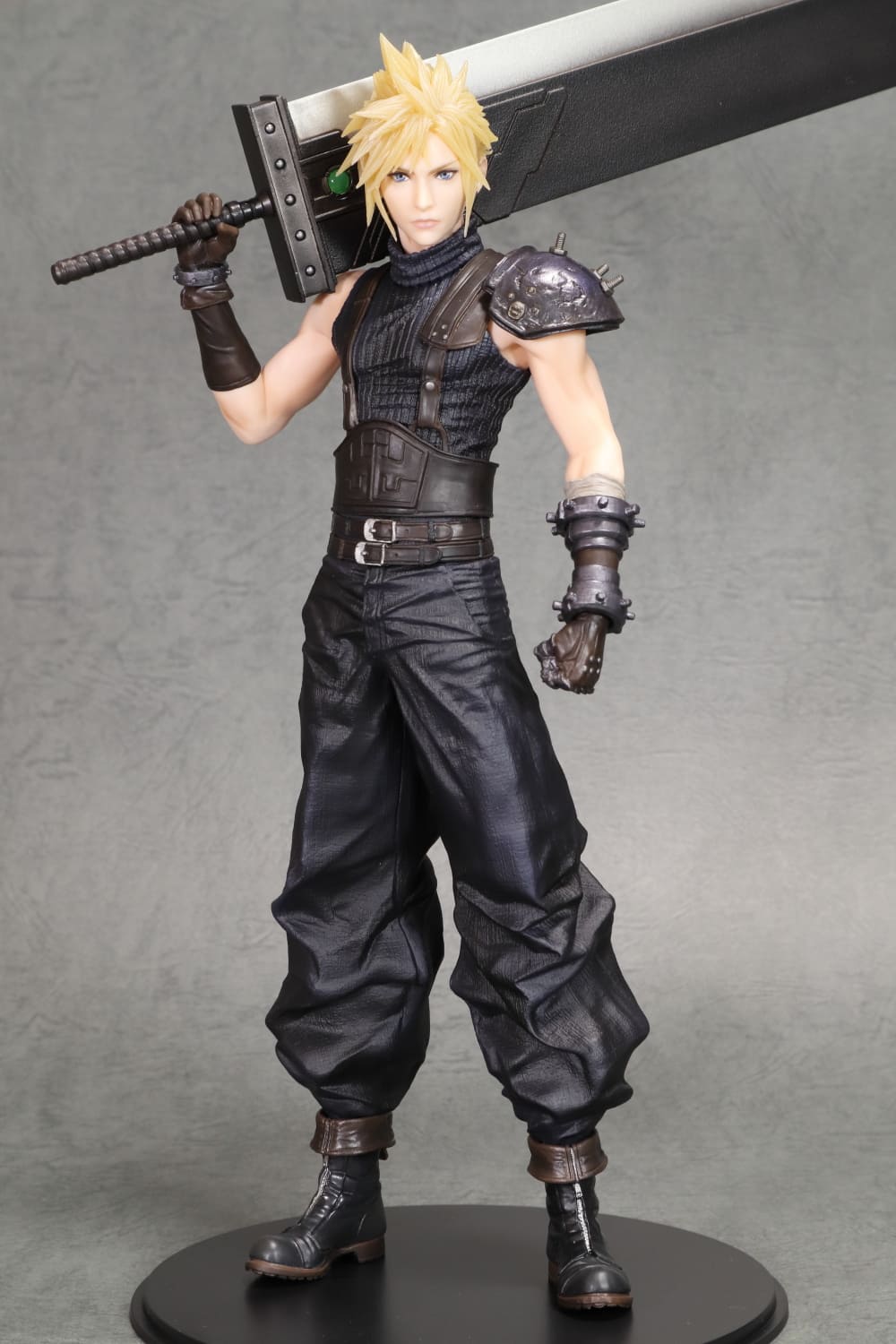 【新品】『FF VII リメイク』 STATIC ARTS クラウド・ストライフ